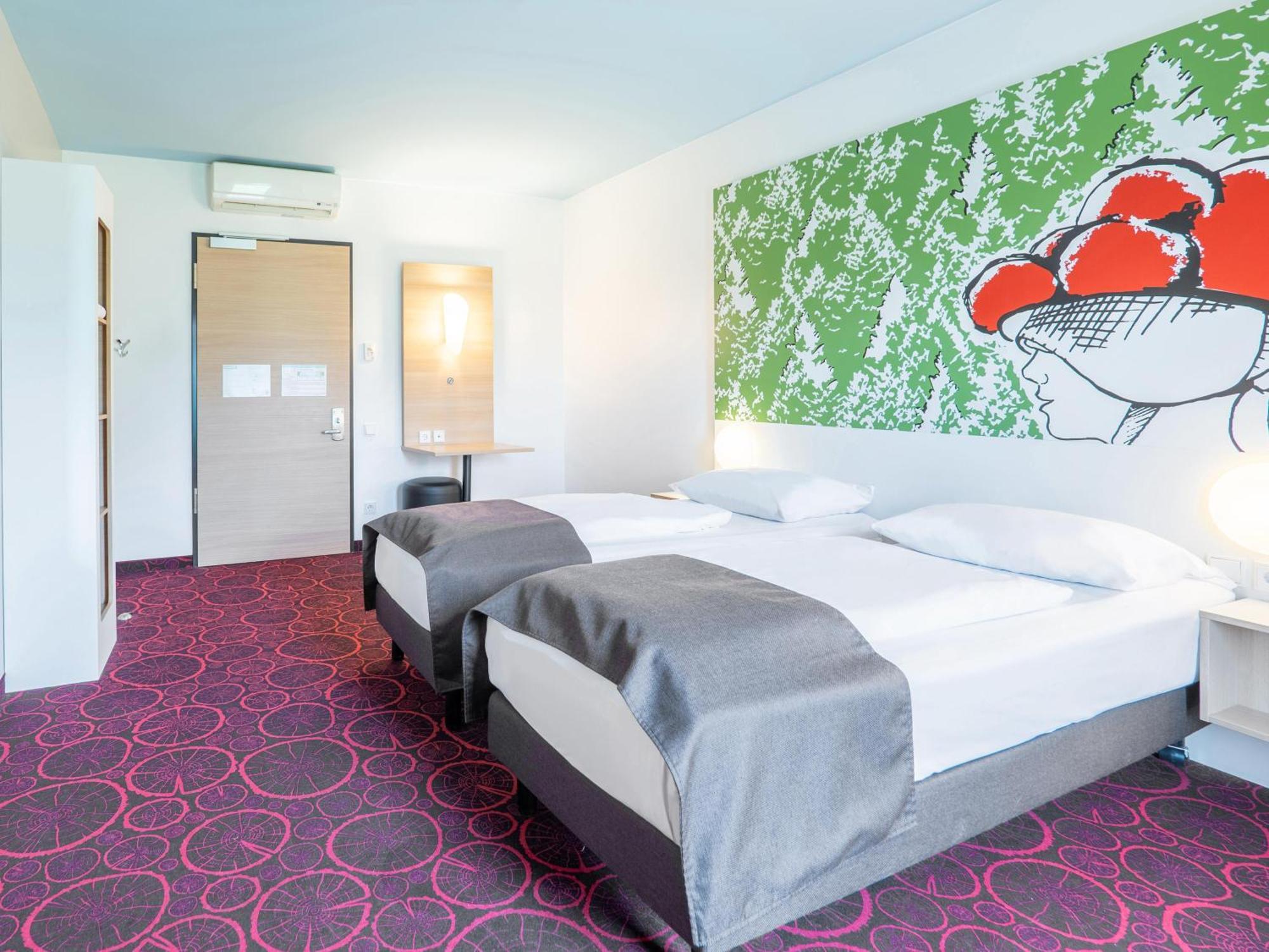 B&B Hotel Offenburg-City Exterior photo