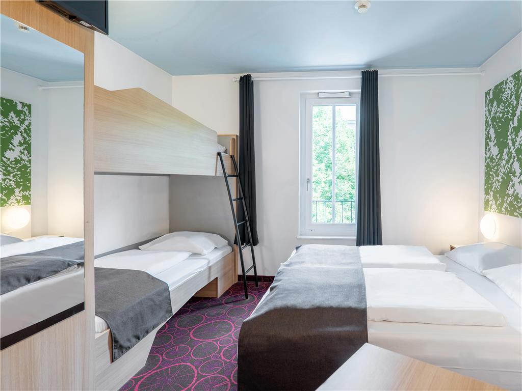 B&B Hotel Offenburg-City Room photo
