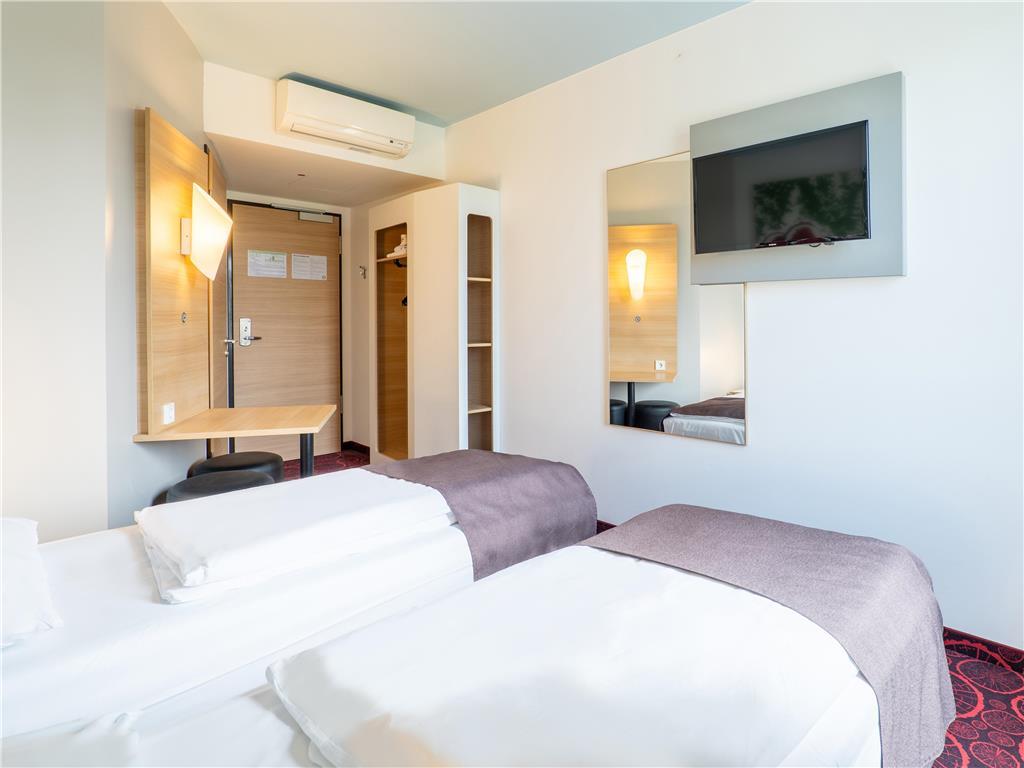 B&B Hotel Offenburg-City Room photo